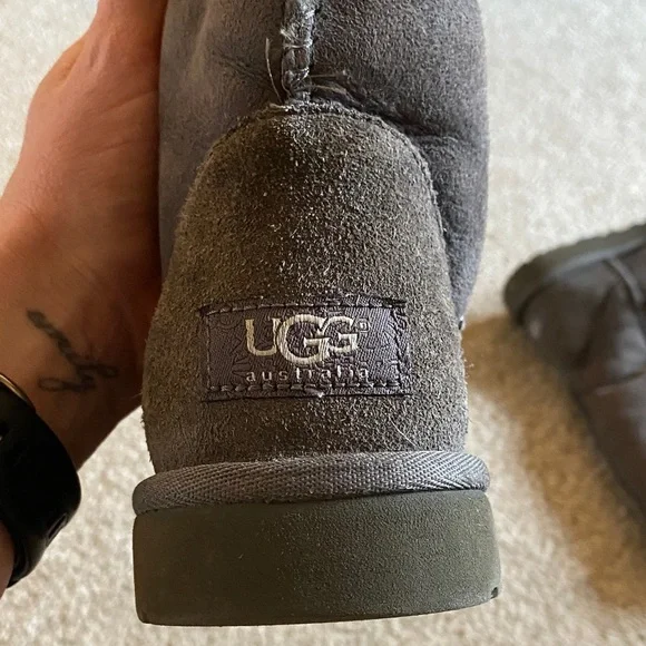 Women's Grey UGG Boots - Picture 6 of 11